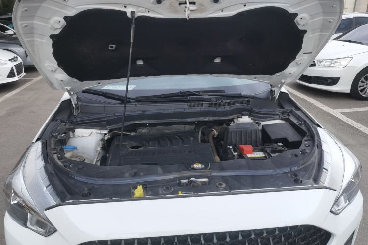 Used Haval M6 2019 1.5T Manual Two-Wheel Drive Elite Version China VI Standard Engine Bay