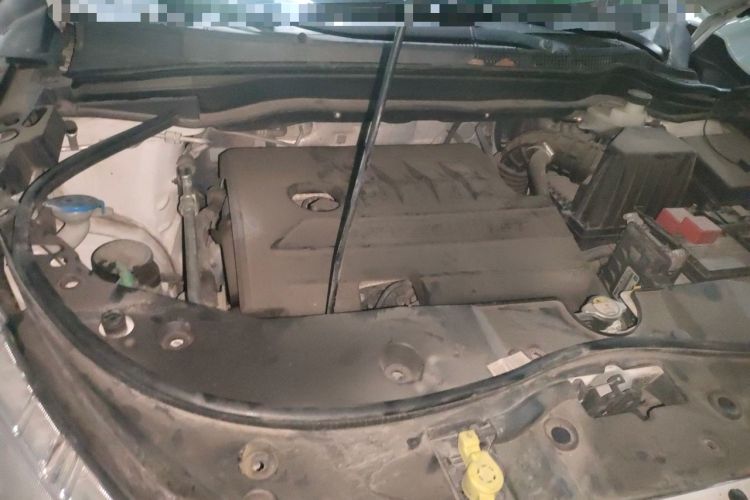 Used Haval M6 2019 1.5T DCT Two-Wheel Drive Value Edition China VI Standard Engine Bay Right