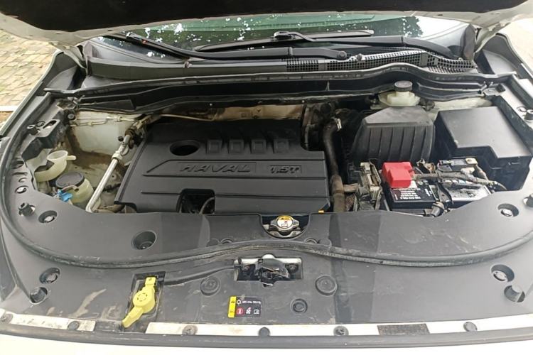 Used Haval M6 2019 1.5T DCT Two-Wheel Drive Value Edition China VI Standard Engine Bay