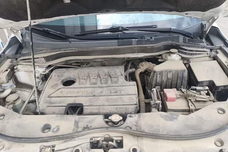 Used Haval M6 2019 1.5T DCT Two-Wheel Drive Value Edition China VI Standard Engine Bay