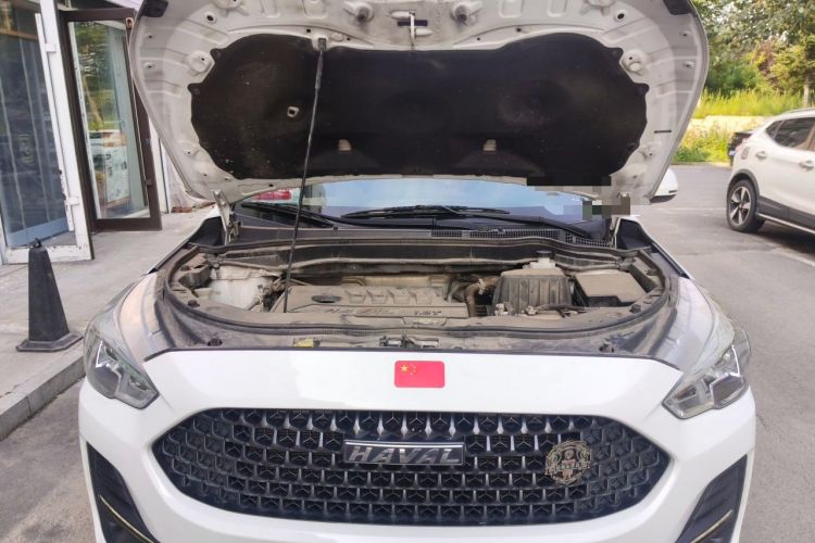Used Haval M6 2019 1.5T DCT Two-Wheel Drive Value Edition China VI Standard Engine Bay