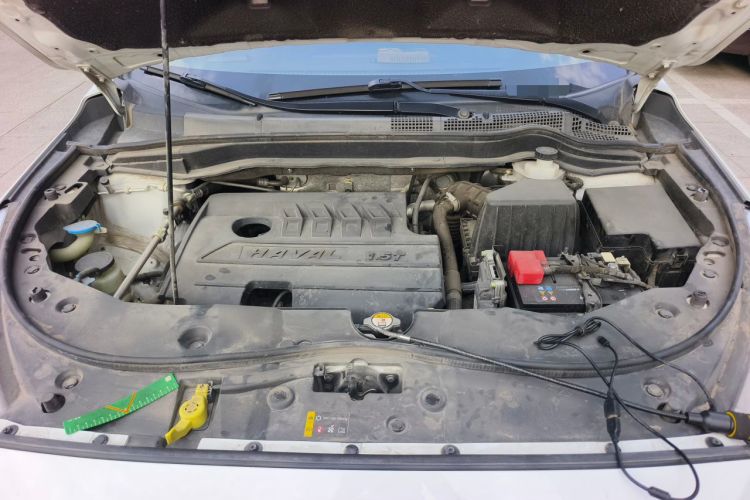 Used Haval M6 2019 1.5T DCT Two-Wheel Drive Elite Version China VI Standard Engine Bay
