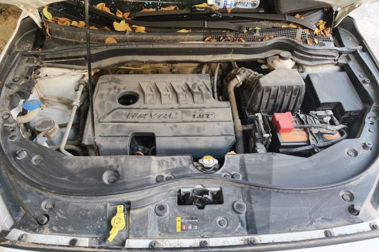 Used Haval M6 2019 1.5T Manual Two-Wheel Drive Elite Version China VI Standard Engine Bay
