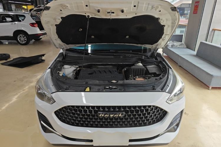 Used Haval M6 2019 1.5T Manual Two-Wheel Drive Urban Version China VI Standard Engine Bay