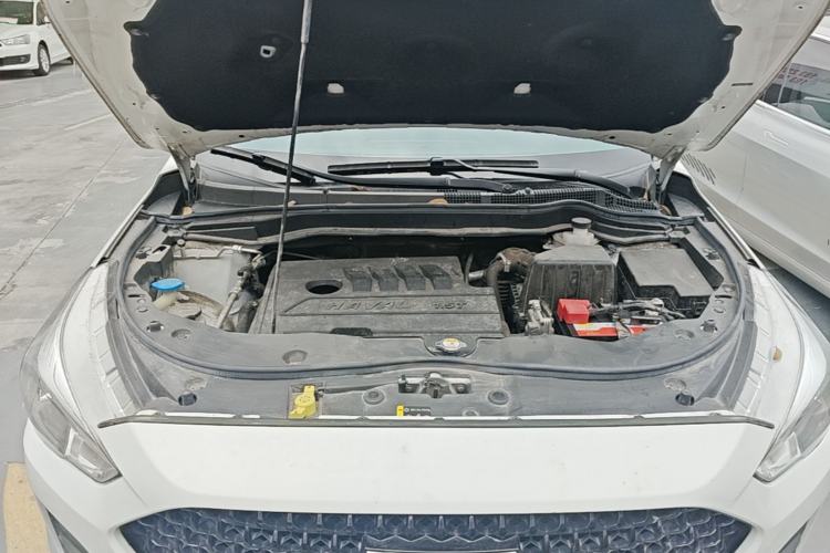 Used Haval M6 2019 1.5T Manual Two-Wheel Drive Elite Version China VI Standard Engine Bay