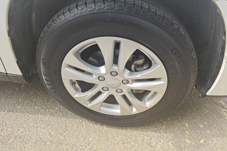 Used Haval M6 2019 1.5T DCT Two-Wheel Drive Value Edition China VI Standard Exterior 1
