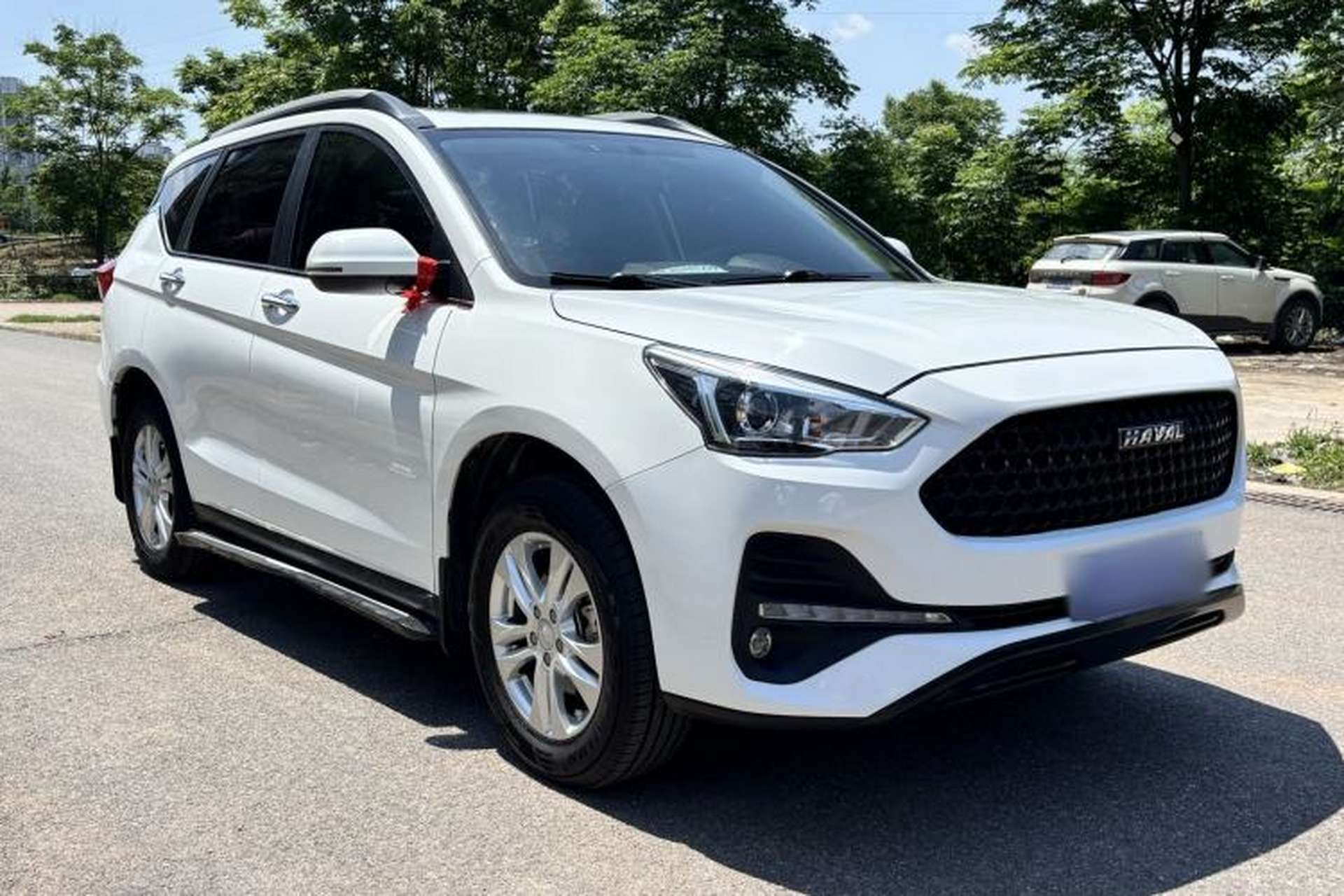 Used Haval M6 2019 1.5T DCT Two-Wheel Drive Elite Version China VI Standard Exterior 2