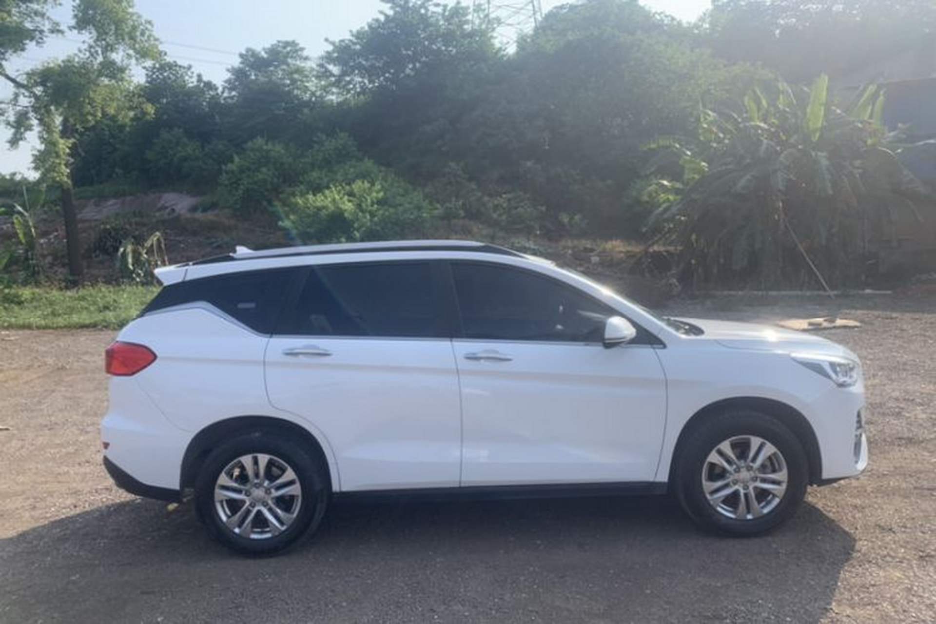 Used Haval M6 2019 1.5T DCT Two-Wheel Drive Elite Version China VI Standard Exterior 2