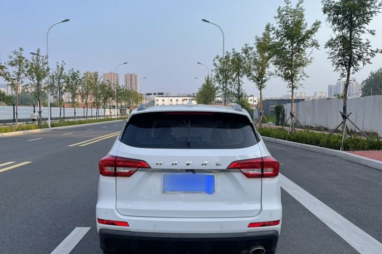 Used Haval M6 2019 1.5T DCT Two-Wheel Drive Elite Version China VI Standard Exterior 4