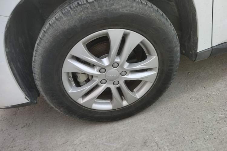 Used Haval M6 2019 1.5T Manual Two-Wheel Drive Elite Version China VI Standard Exterior 4