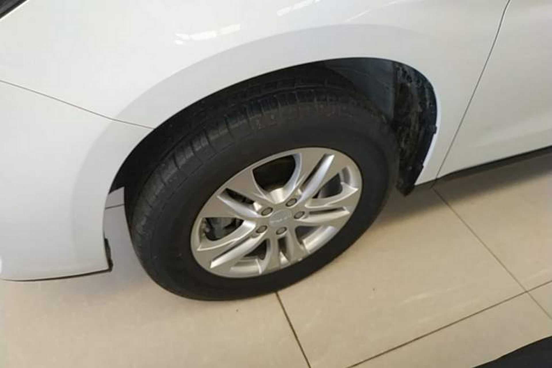 Used Haval M6 2019 1.5T DCT Two-Wheel Drive Elite Version China VI Standard Exterior 4