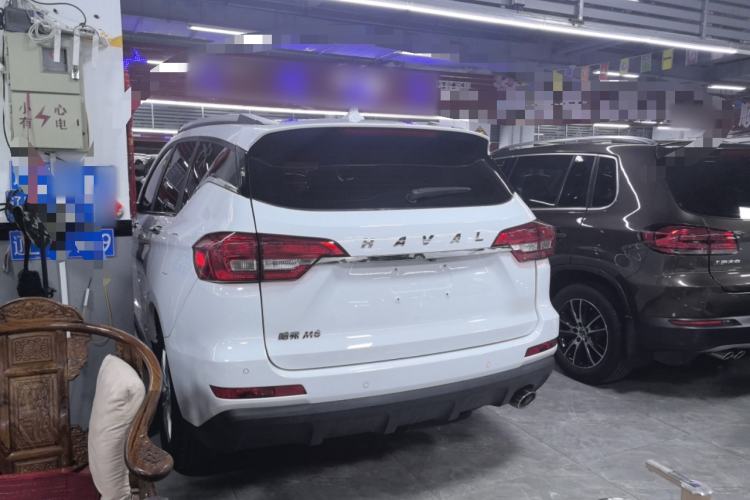 Used Haval M6 2019 1.5T DCT Two-Wheel Drive Elite Version China VI Standard Exterior 4