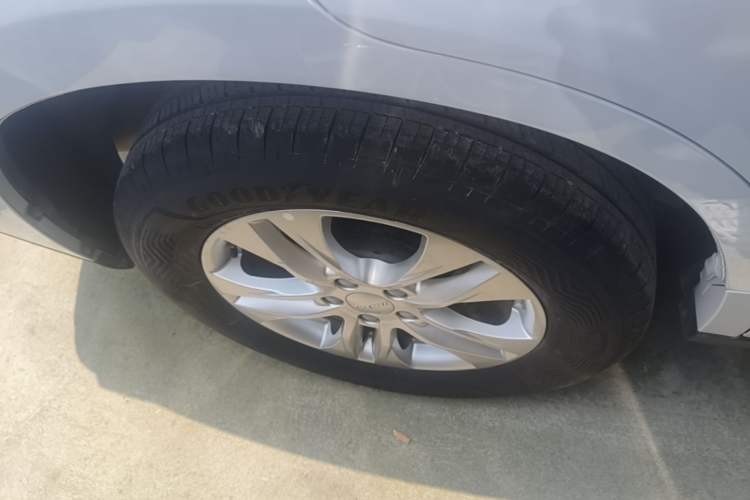 Used Haval M6 2019 1.5T DCT Two-Wheel Drive Value Edition China VI Standard Exterior 5