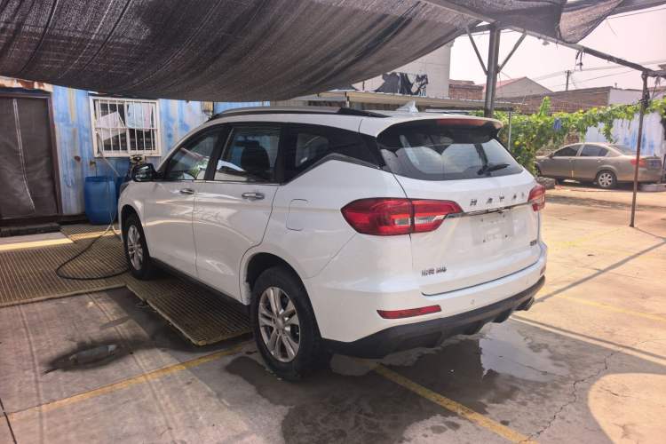 Used Haval M6 2019 1.5T DCT Two-Wheel Drive Elite Version China VI Standard Exterior 5