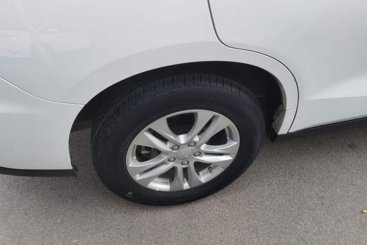 Used Haval M6 2019 1.5T Manual Two-Wheel Drive Elite Version China VI Standard Exterior 5