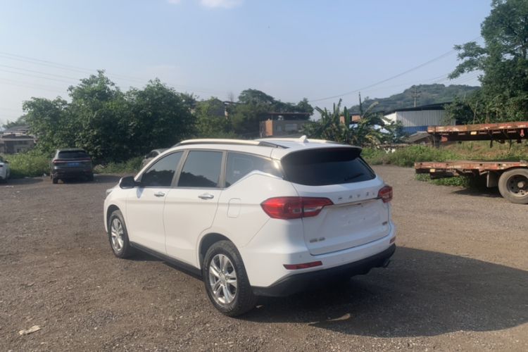 Used Haval M6 2019 1.5T DCT Two-Wheel Drive Elite Version China VI Standard Exterior 6