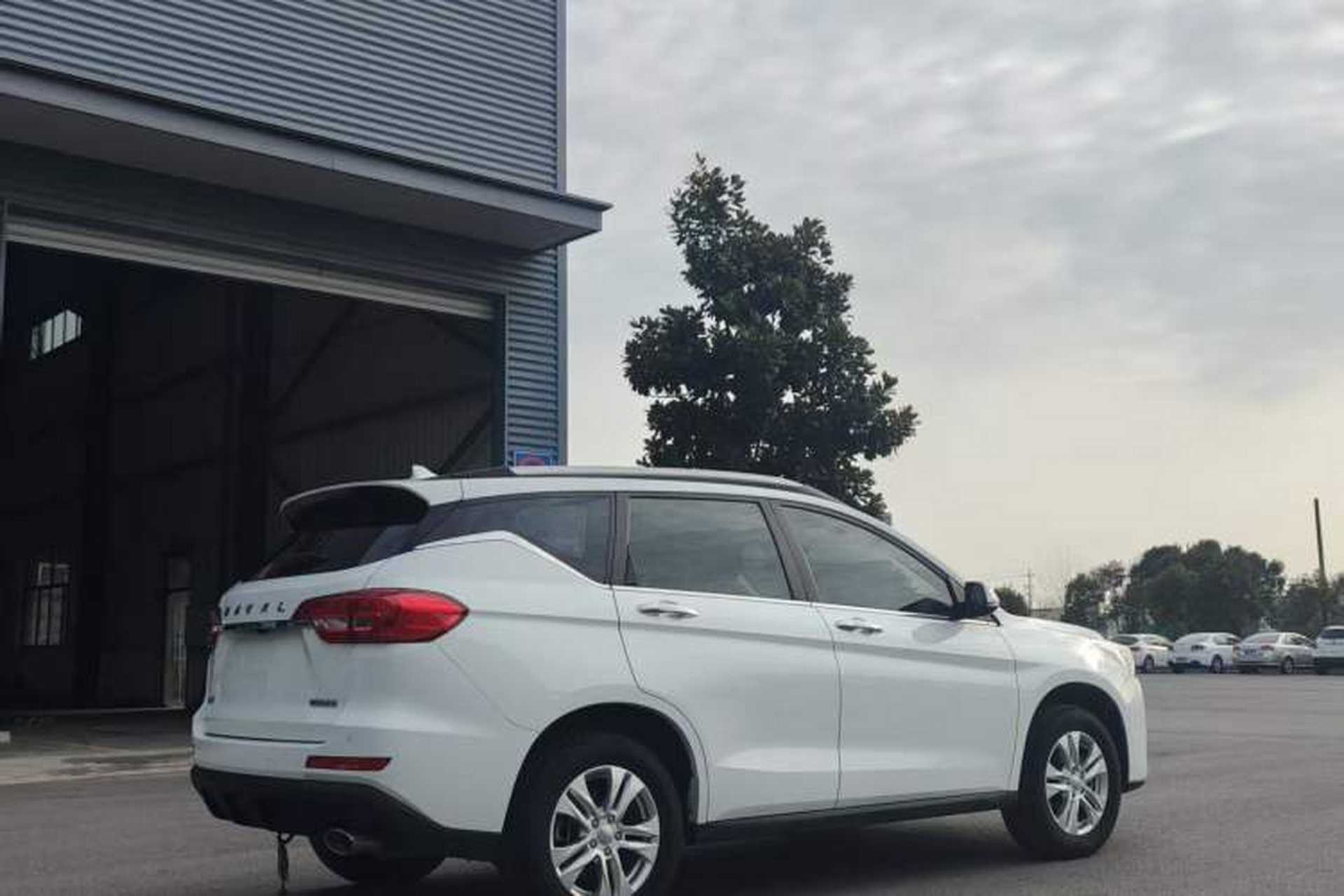 Used Haval M6 2019 1.5T DCT Two-Wheel Drive Elite Version China VI Standard Exterior 7