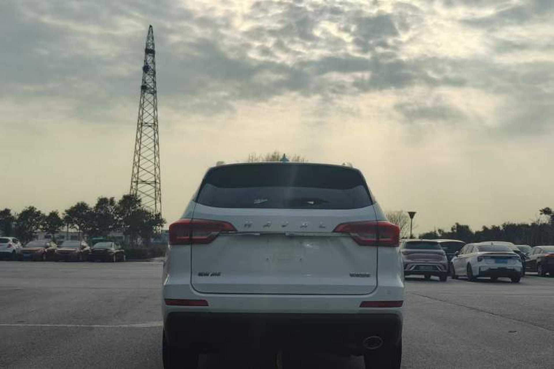 Used Haval M6 2019 1.5T DCT Two-Wheel Drive Elite Version China VI Standard Exterior 8