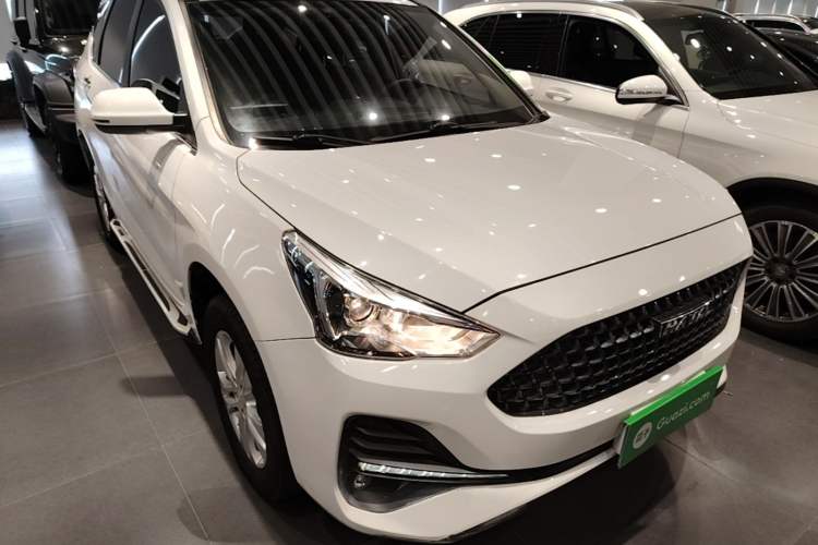 Used Haval M6 2019 1.5T DCT Two-Wheel Drive Elite Version China V Standard Front Right 45 Deg