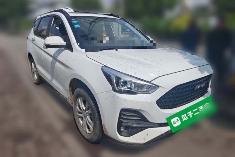 Used Haval M6 2019 1.5T Manual Two-Wheel Drive Elite Version China VI Standard Front Right 45 Deg