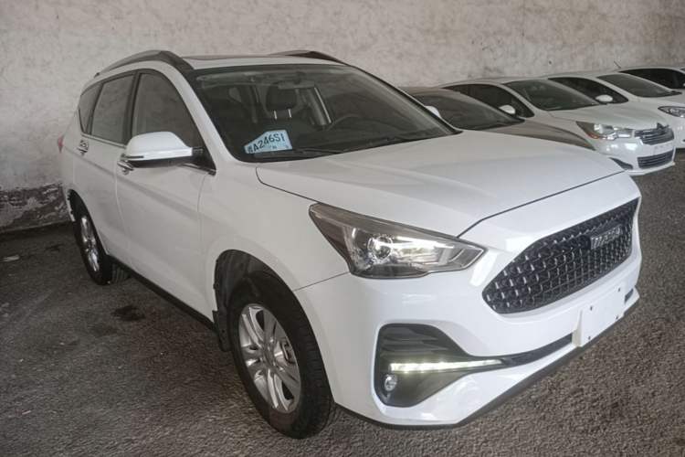 Used Haval M6 2019 1.5T DCT Two-Wheel Drive Elite Version China VI Standard Front Right 45 Deg
