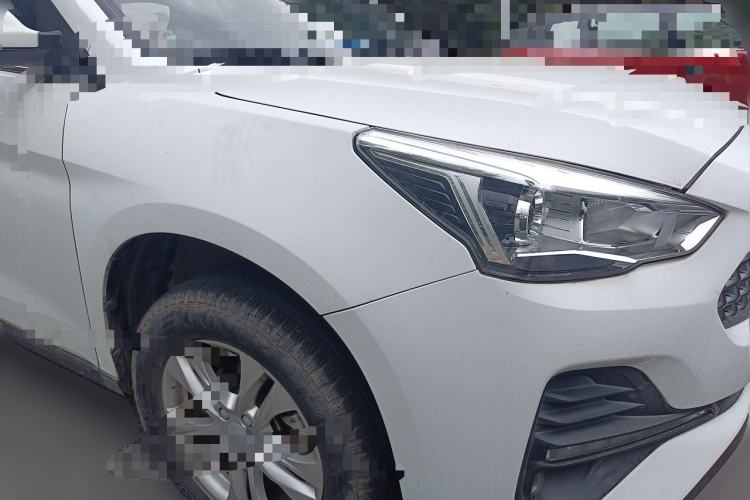 Used Haval M6 2019 1.5T Manual Two-Wheel Drive Elite Version China VI Standard Front Right 45 Deg