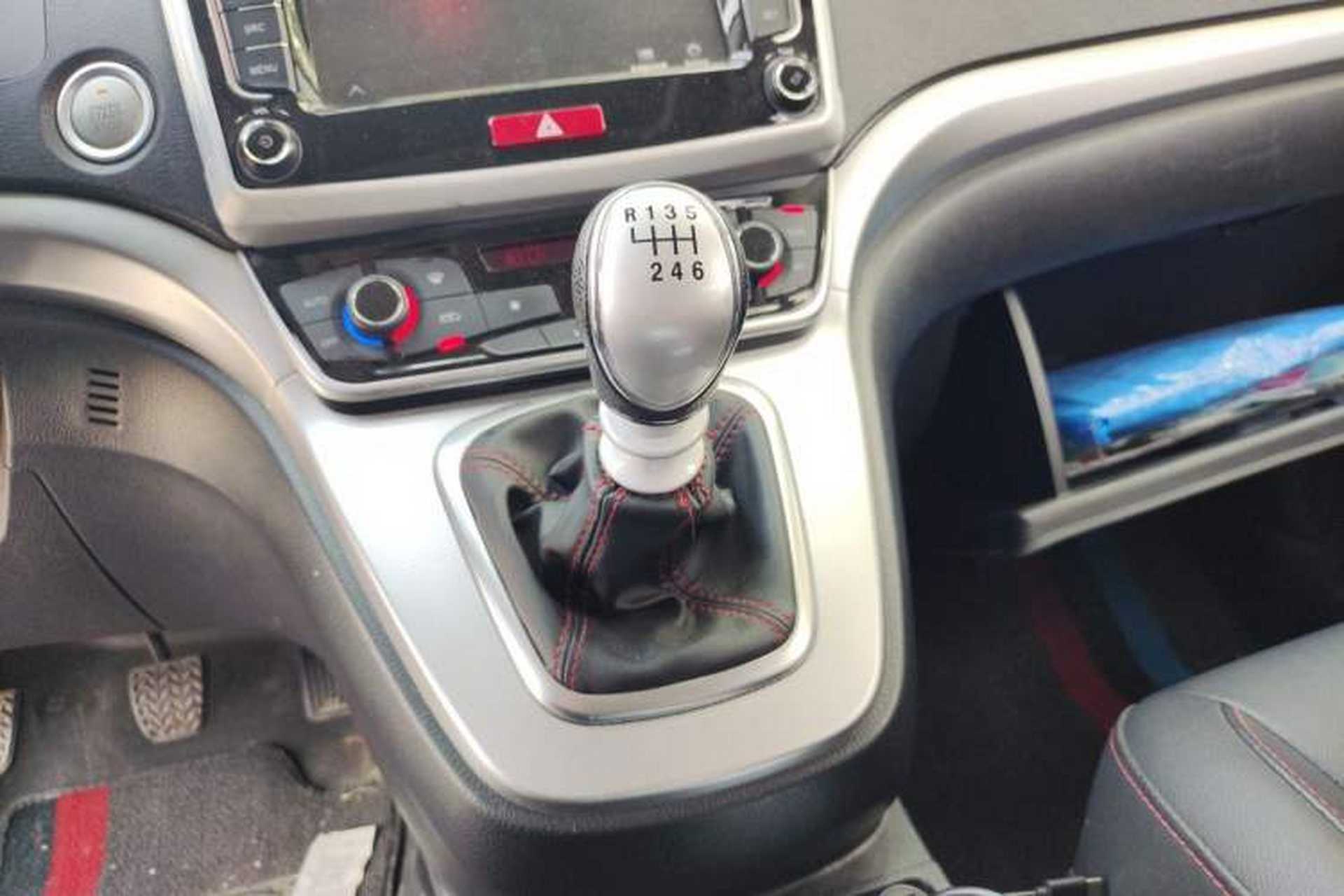 Used Haval M6 2019 1.5T Manual Two-Wheel Drive Elite Version China VI Standard Gear Lever