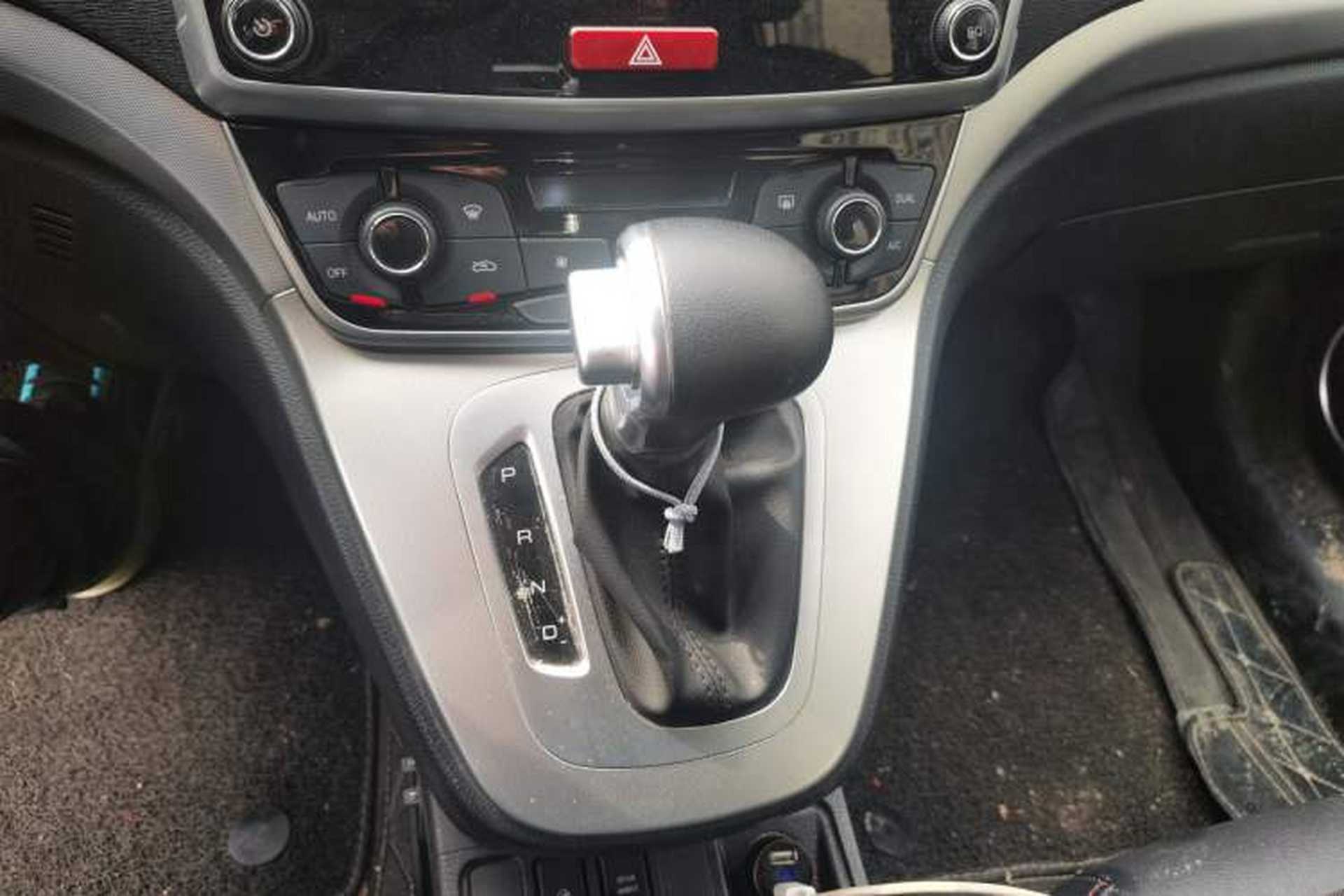 Used Haval M6 2019 1.5T DCT Two-Wheel Drive Elite Version China V Standard Gear Lever