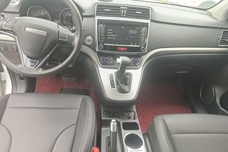Used Haval M6 2019 1.5T DCT Two-Wheel Drive Value Edition China VI Standard Gear Lever