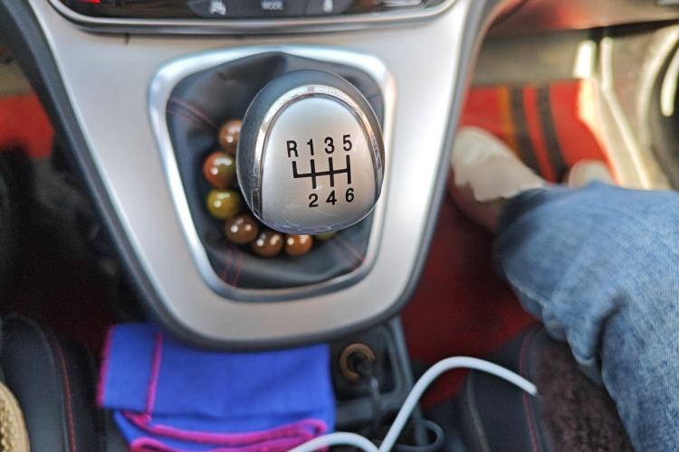 Used Haval M6 2019 1.5T Manual Two-Wheel Drive Elite Version China V Standard Gear Lever