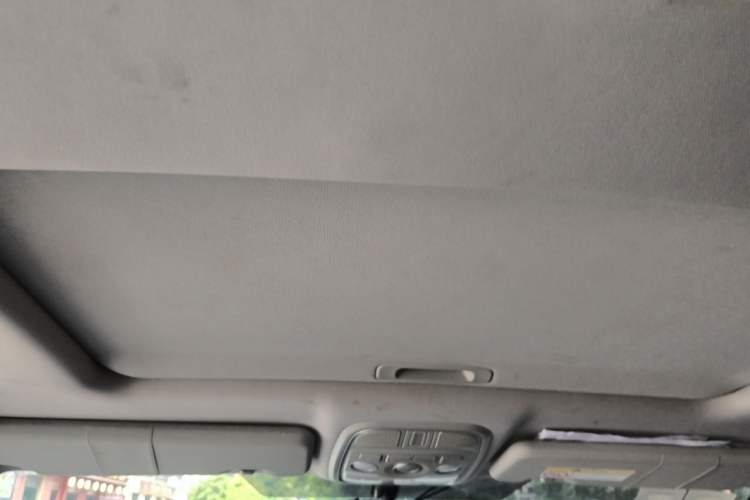 Used Haval M6 2019 1.5T DCT Two-Wheel Drive Value Edition China VI Standard Headliner