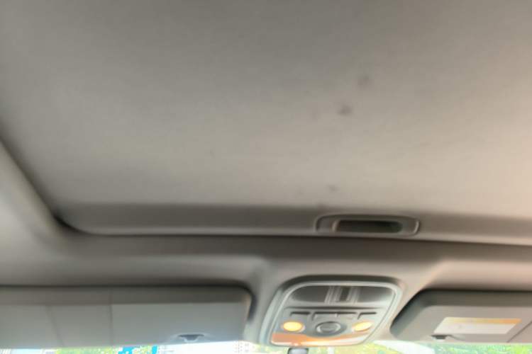 Used Haval M6 2019 1.5T DCT Two-Wheel Drive Value Edition China VI Standard Headliner