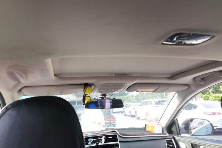 Used Haval M6 2019 1.5T DCT Two-Wheel Drive Elite Version China VI Standard Headliner