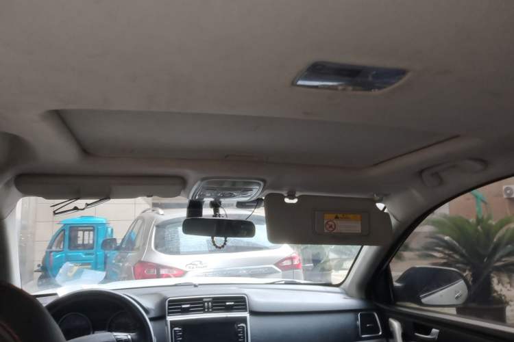 Used Haval M6 2019 1.5T DCT Two-Wheel Drive Elite Version China VI Standard Headliner