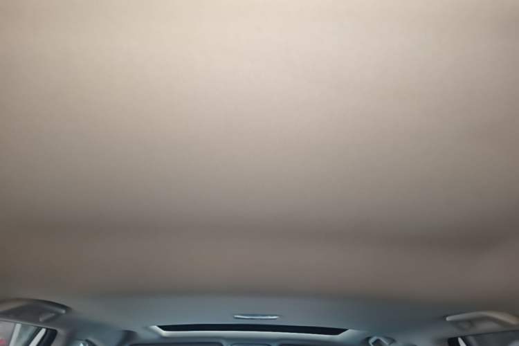 Used Haval M6 2019 1.5T Manual Two-Wheel Drive Elite Version China VI Standard Headliner