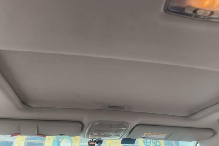 Used Haval M6 2019 1.5T DCT Two-Wheel Drive Value Edition China VI Standard Headliner