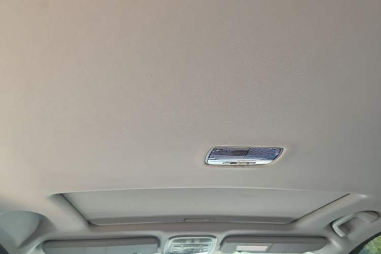 Used Haval M6 2019 1.5T DCT Two-Wheel Drive Value Edition China VI Standard Headliner