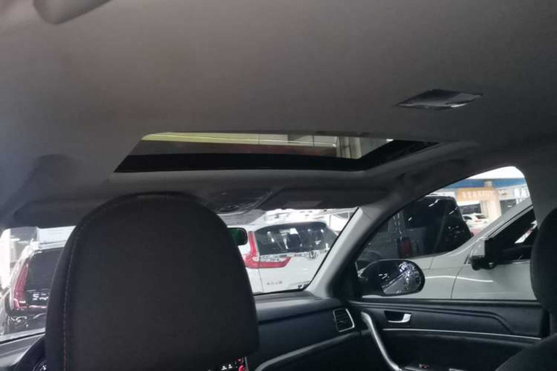 Used Haval M6 2019 1.5T DCT Two-Wheel Drive Elite Version China VI Standard Headliner