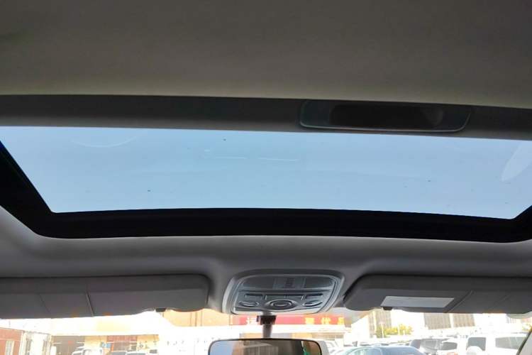 Used Haval M6 2019 1.5T DCT Two-Wheel Drive Elite Version China VI Standard Headliner