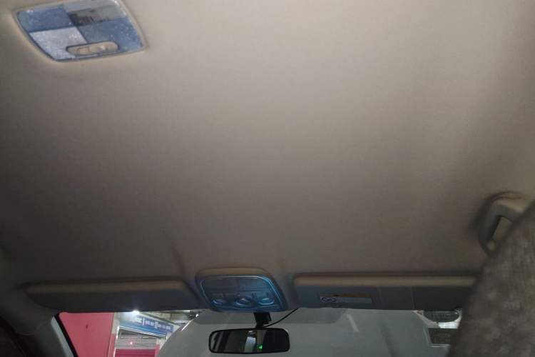 Used Haval M6 2019 1.5T Manual Two-Wheel Drive Urban Version China VI Standard Headliner