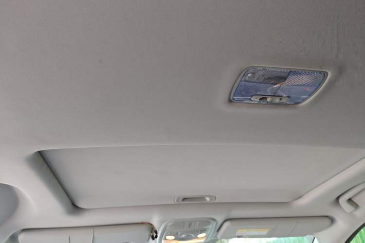 Used Haval M6 2019 1.5T DCT Two-Wheel Drive Elite Version China VI Standard Headliner