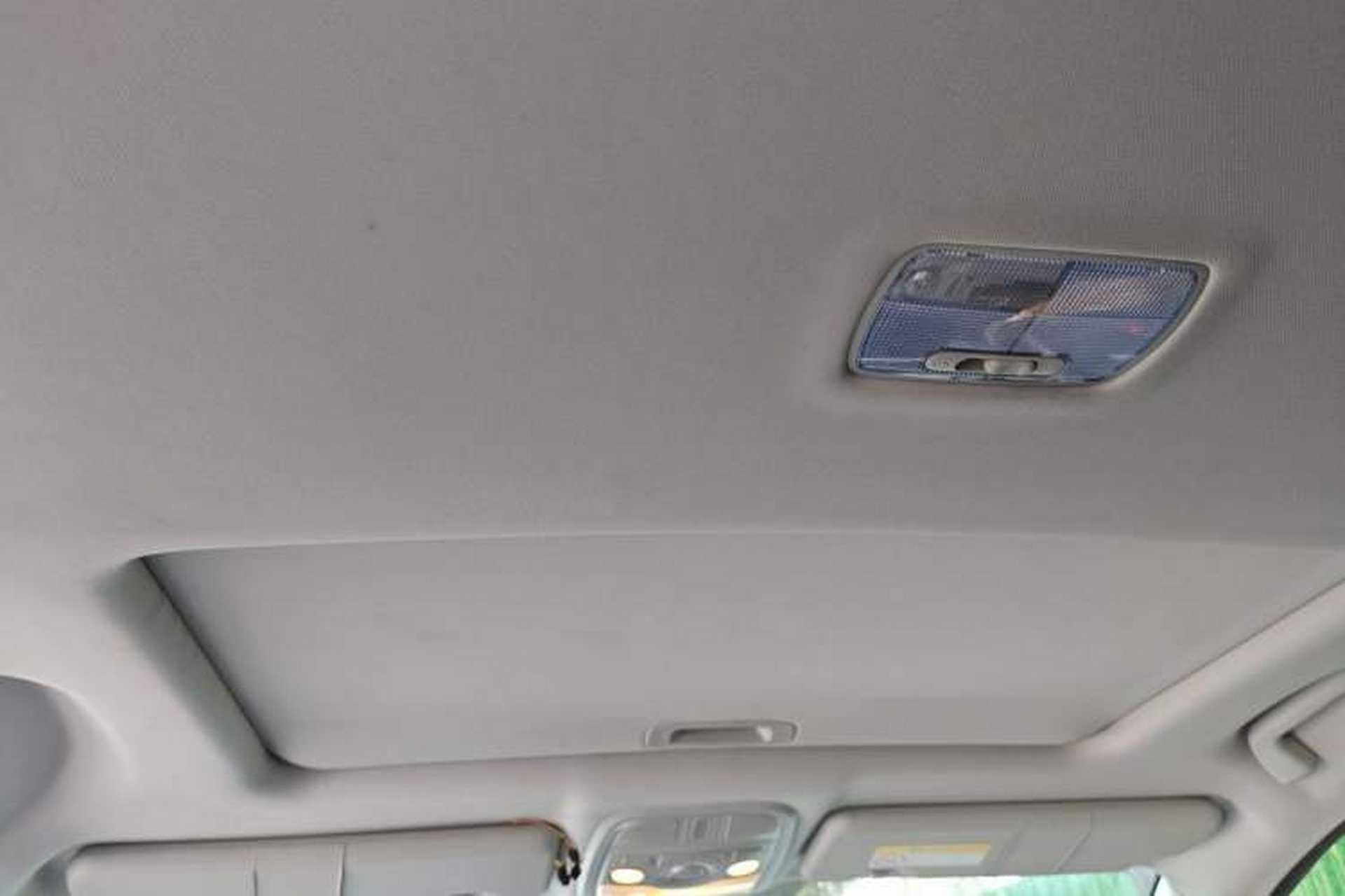 Used Haval M6 2019 1.5T DCT Two-Wheel Drive Elite Version China VI Standard Headliner