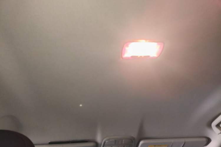 Used Haval M6 2019 1.5T Manual Two-Wheel Drive Urban Version China VI Standard Headliner