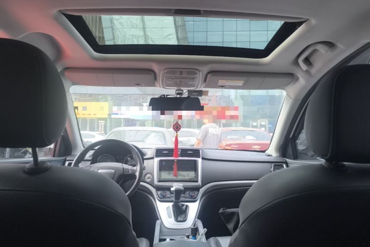Used Haval M6 2019 1.5T DCT Two-Wheel Drive Value Edition China VI Standard Headliner