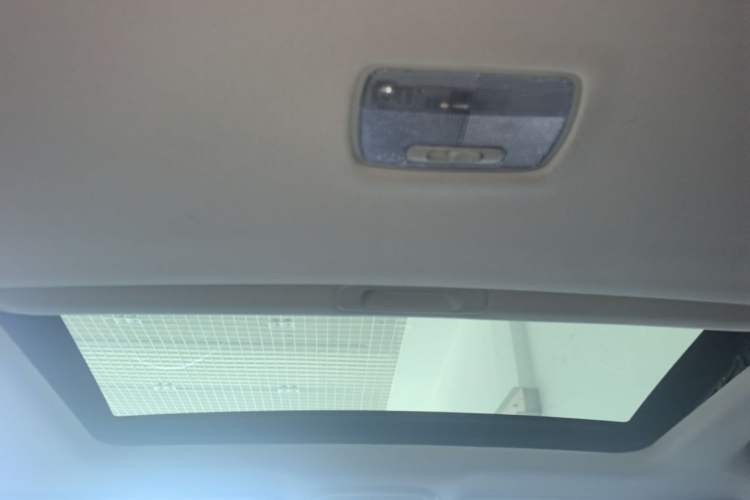 Used Haval M6 2019 1.5T DCT Two-Wheel Drive Value Edition China VI Standard Headliner