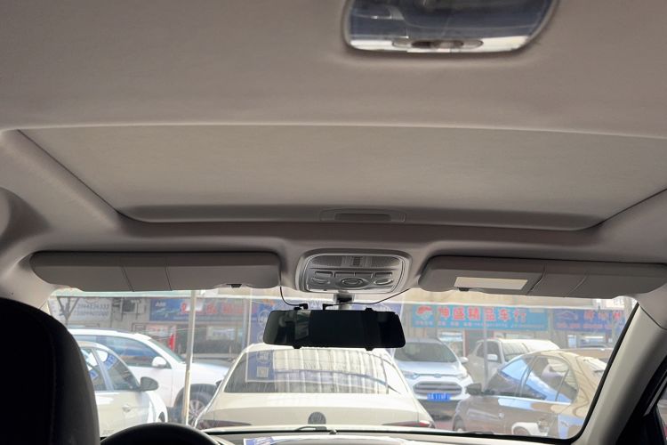 Used Haval M6 2019 1.5T Manual Two-Wheel Drive Elite Version China VI Standard Headliner