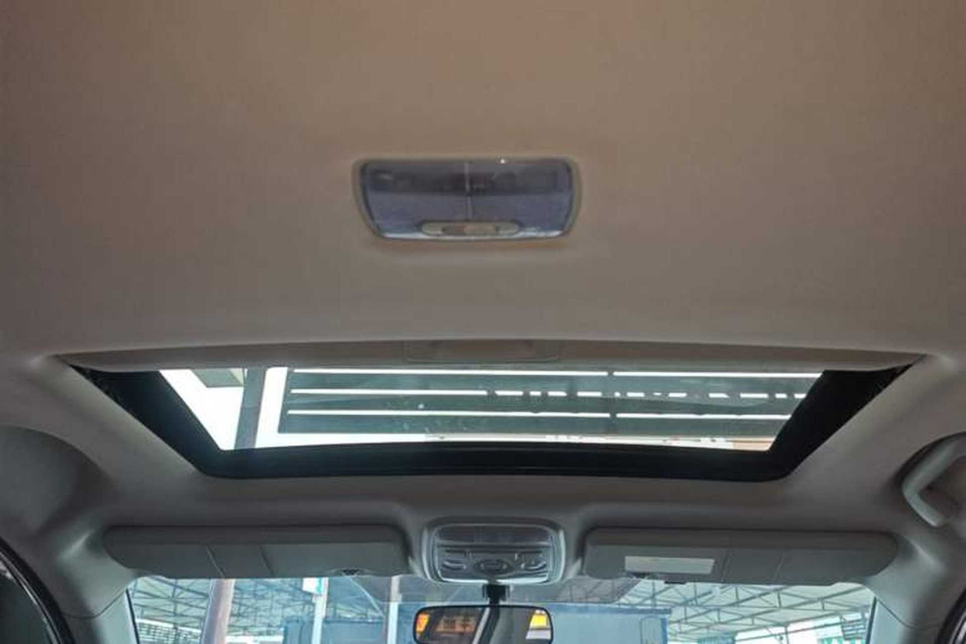 Used Haval M6 2019 1.5T DCT Two-Wheel Drive Elite Version China VI Standard Headliner