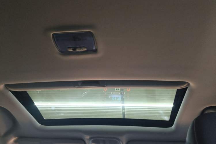 Used Haval M6 2019 1.5T DCT Two-Wheel Drive Elite Version China V Standard Headliner