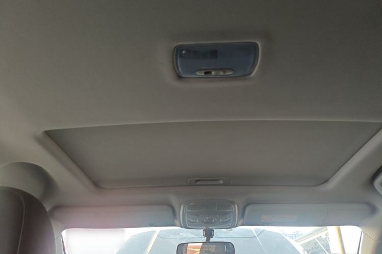 Used Haval M6 2019 1.5T DCT Two-Wheel Drive Elite Version China VI Standard Headliner
