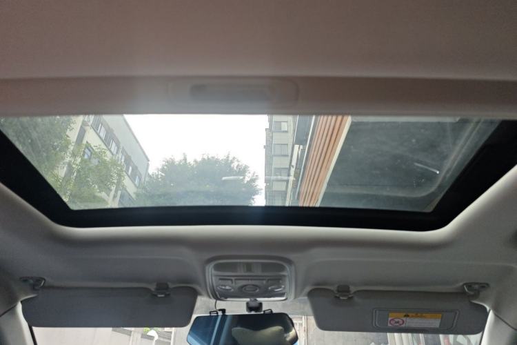 Used Haval M6 2019 1.5T DCT Two-Wheel Drive Elite Version China VI Standard Headliner